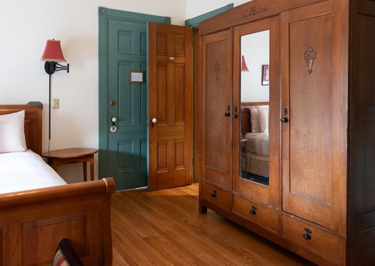 William Henry Miller Inn Ithaca Bagian luar foto